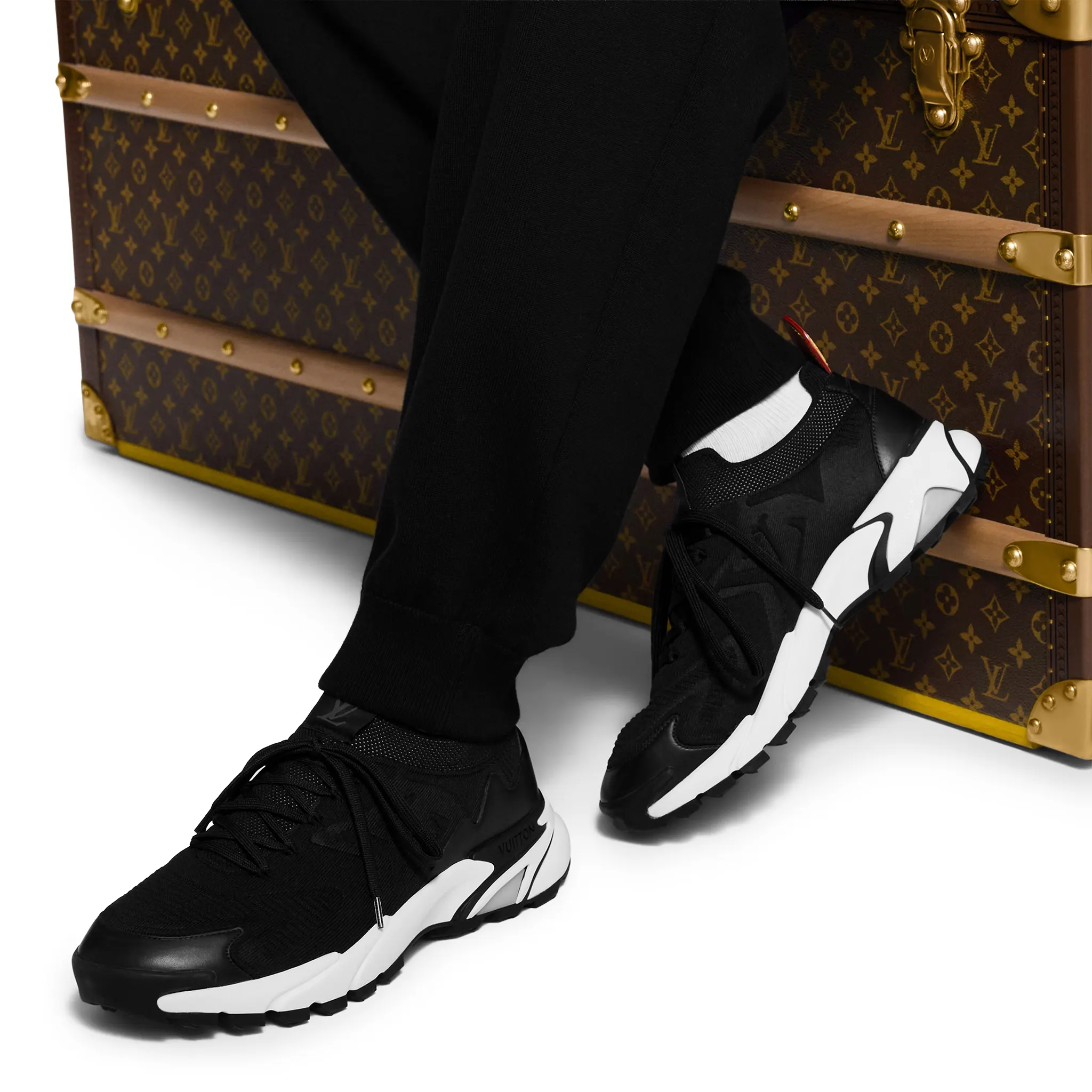 Model Wear View of Louis Vuitton LV Runner Tatic Black Sneaker 1AILIS
